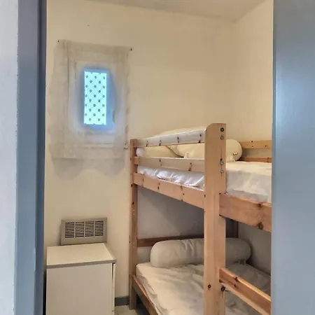Apartament Confortable A 700m De La De ! *