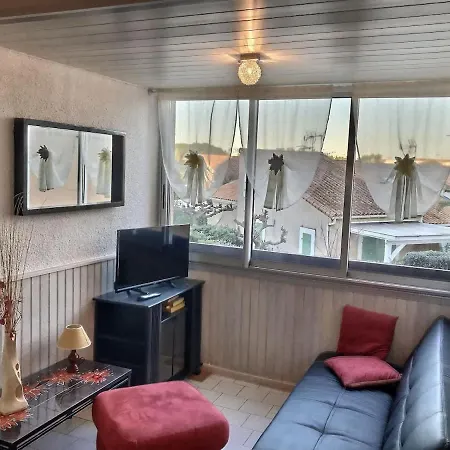 Confortable A 700m De La De ! Apartament *